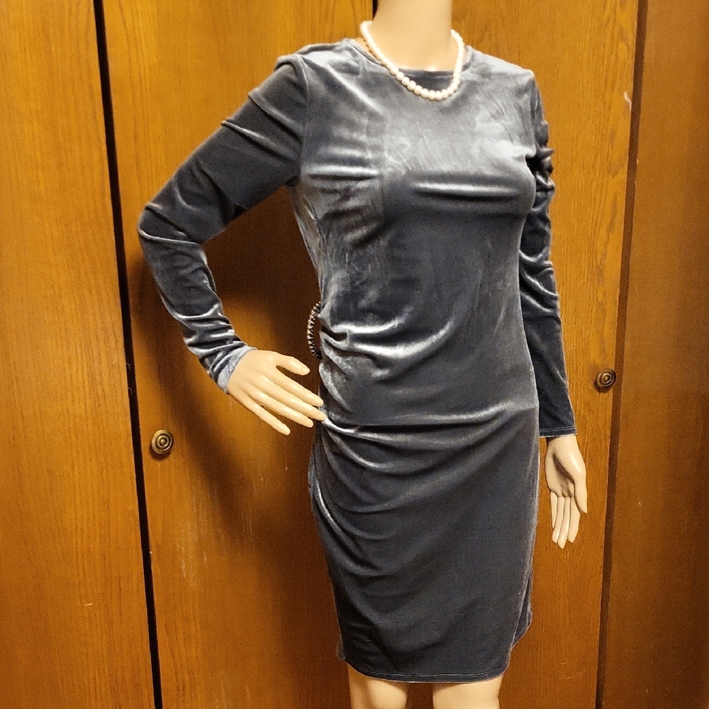 VENUS Elegant Long Sleeve Velvet Dress in Soft GRAY